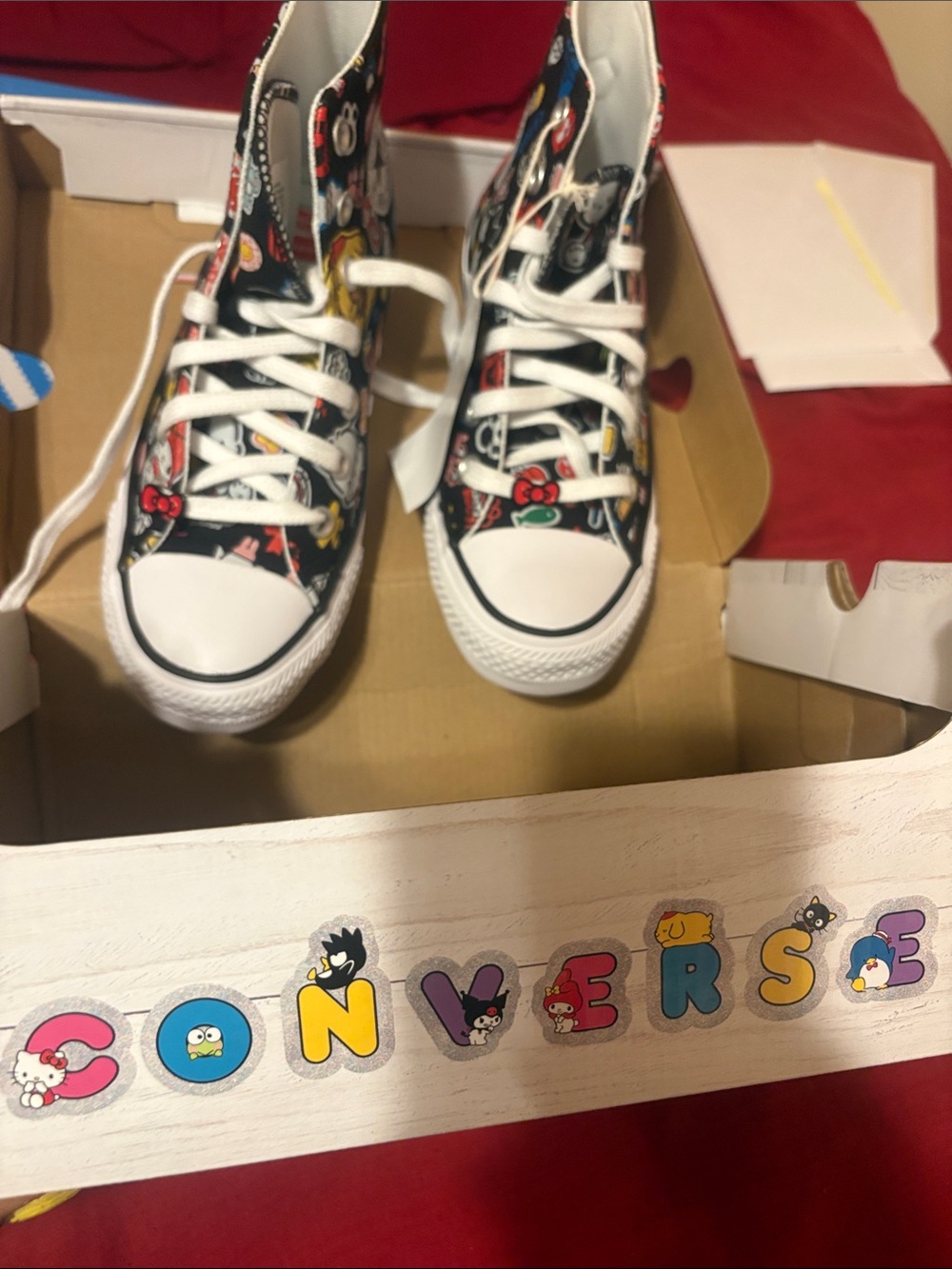 Hello kitty themed converse chuck Taylor boys size 4.5  6 W